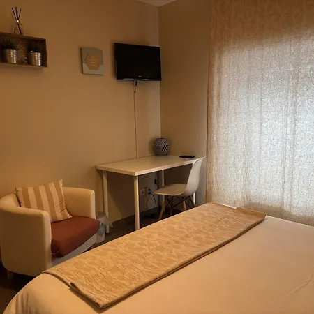 Demeure & Dependance - D'hotes Depuis 2012 Oda ve Kahvaltı 4*