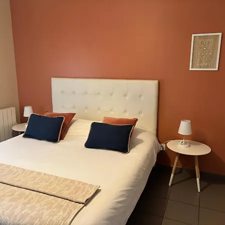 לינה וארוחת בוקר Demeure & Dependance - D'hotes Depuis 2012 4*