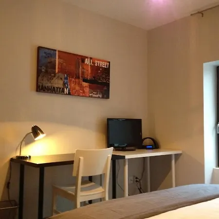 Demeure & Dependance - D'hotes Depuis 2012 Frühstückspension